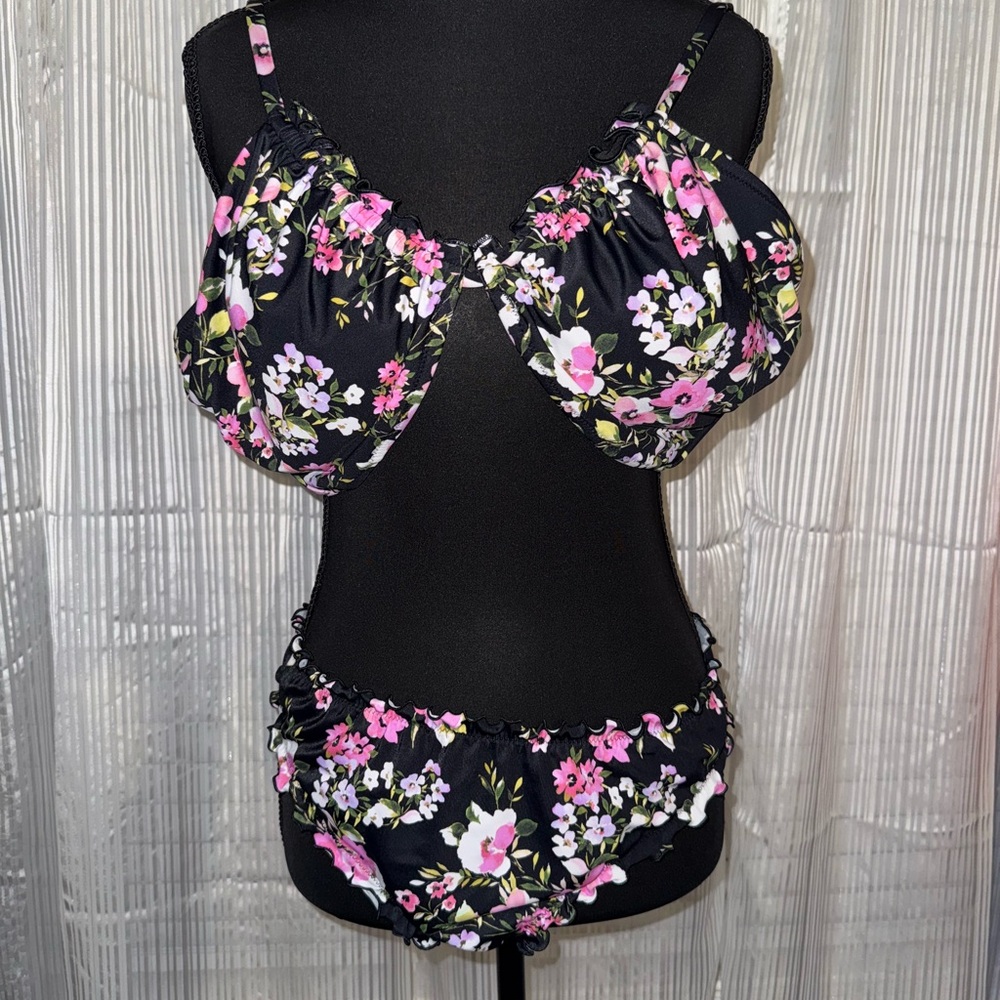 Shade & Shore Floral Bikini - Black and Pink